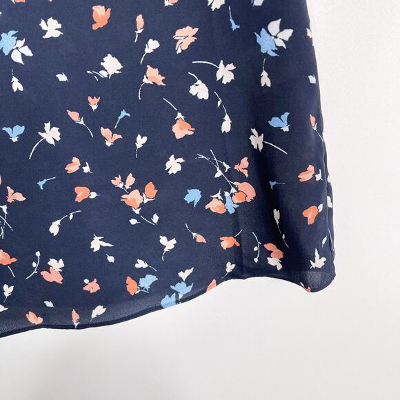 Joie XSmall XS Navy Blue Floral Gathered Sleeve Blouse Top Keyhole Back Scoop - Picture 4 of 9